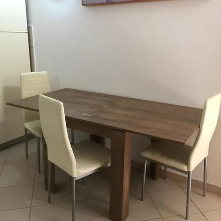 Apartma *